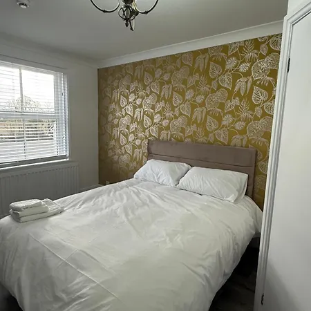 The Olivia Swan Hotel