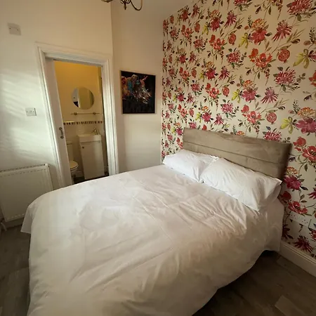 The Olivia Swan Hotel