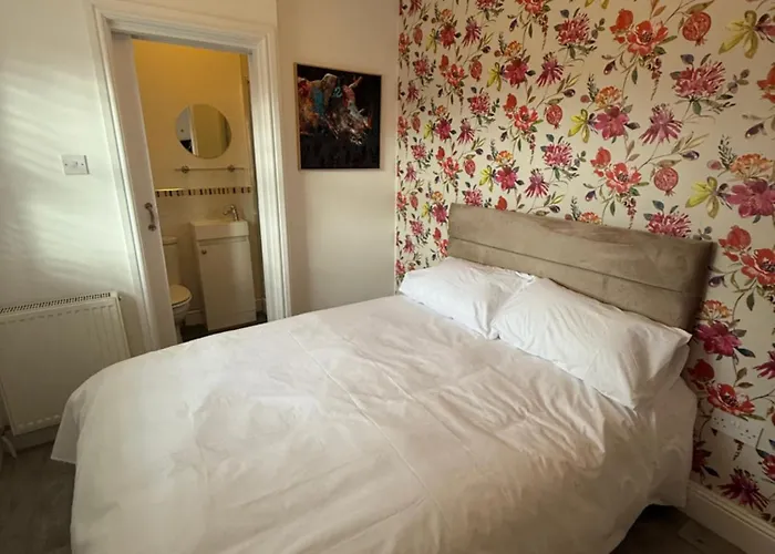 The Olivia Swan Hotel